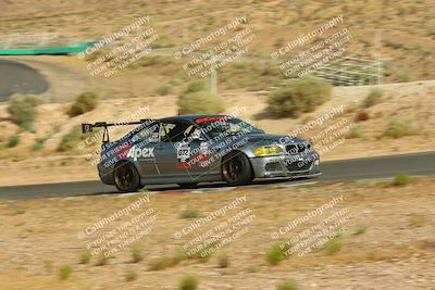 media/Jun-01-2025-CalClub SCCA (Sun) [[eae223c5dd]]/Group 2/Race 2/